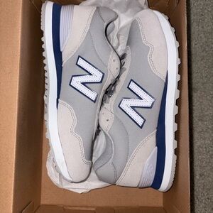 New Balance Women’s Sneakers in Gray and Navy Blue